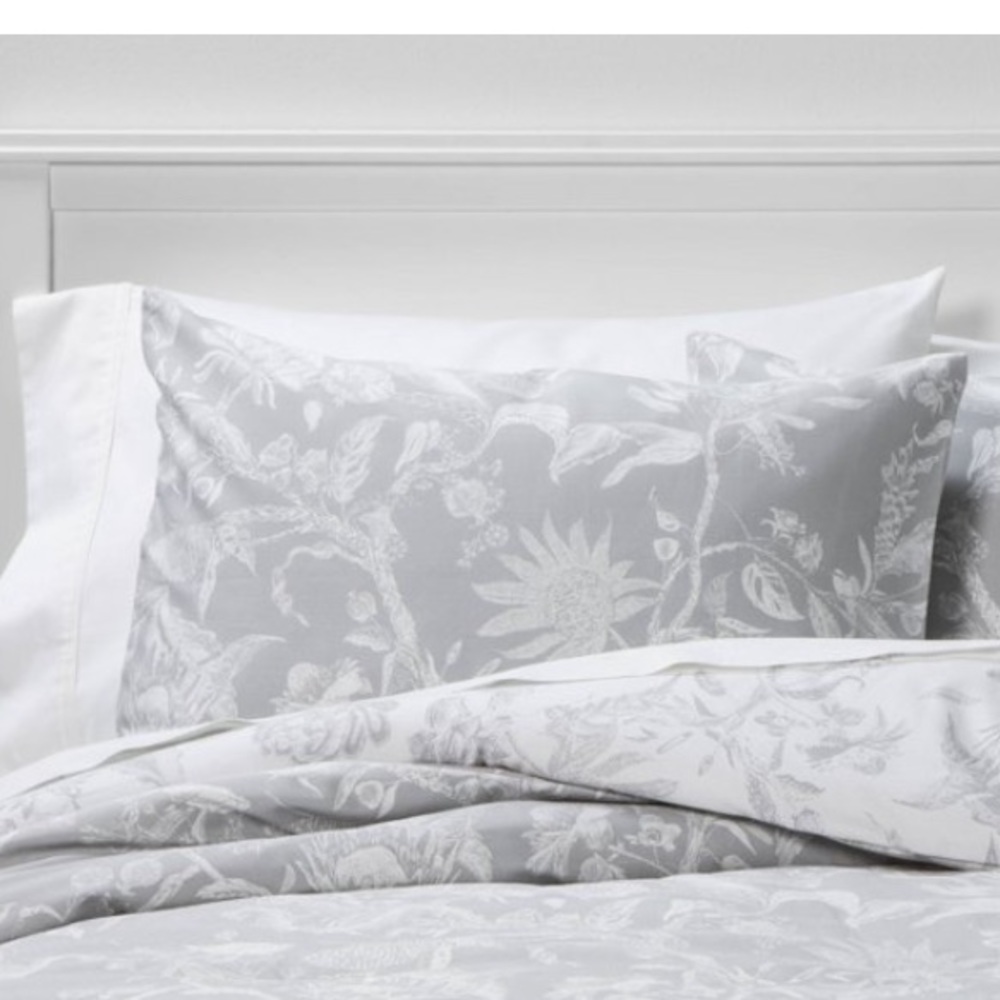 NWOT 2 Pillow Shams by Threshold Gray/White
